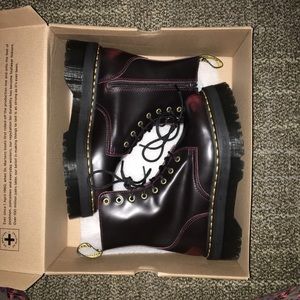 Dr. Martens Jadon Platform 8 eyed Boot